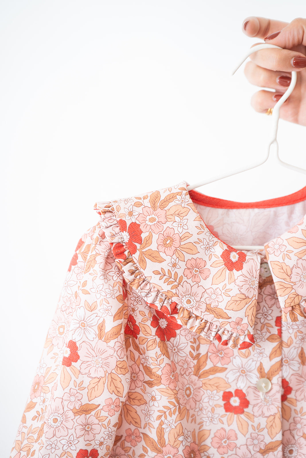 Camisa Infantil Floral “Bouquet Romântico”