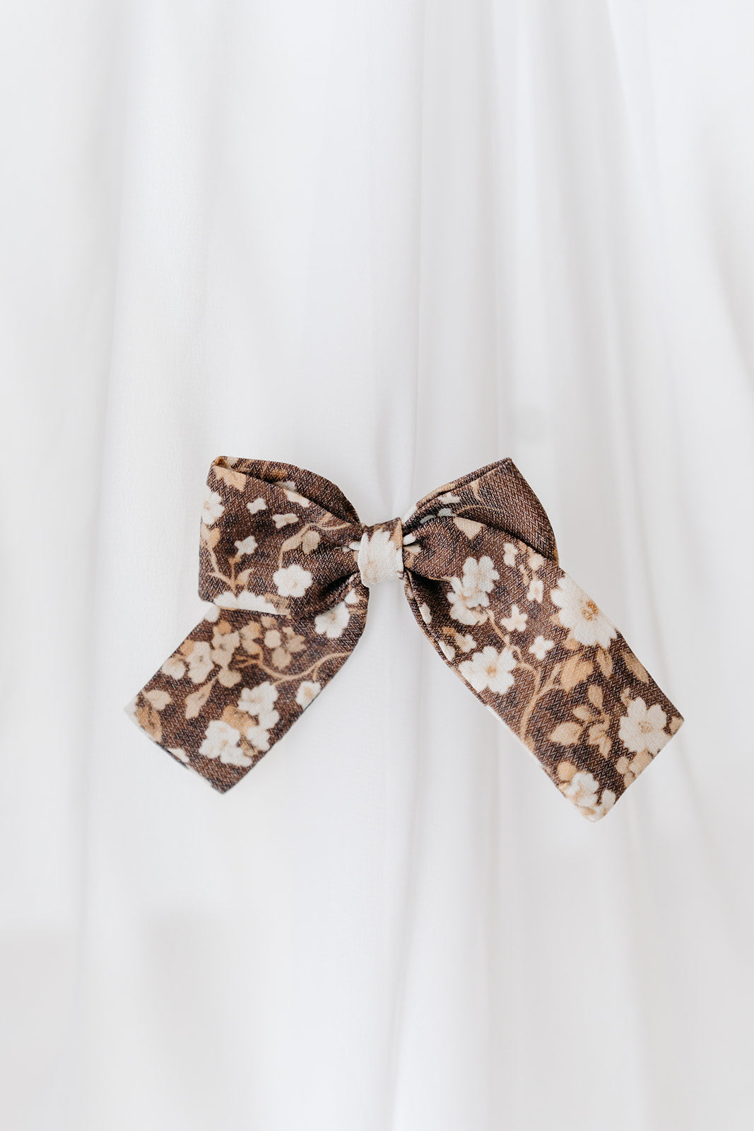 Laço de Cabelo Floral Castanho